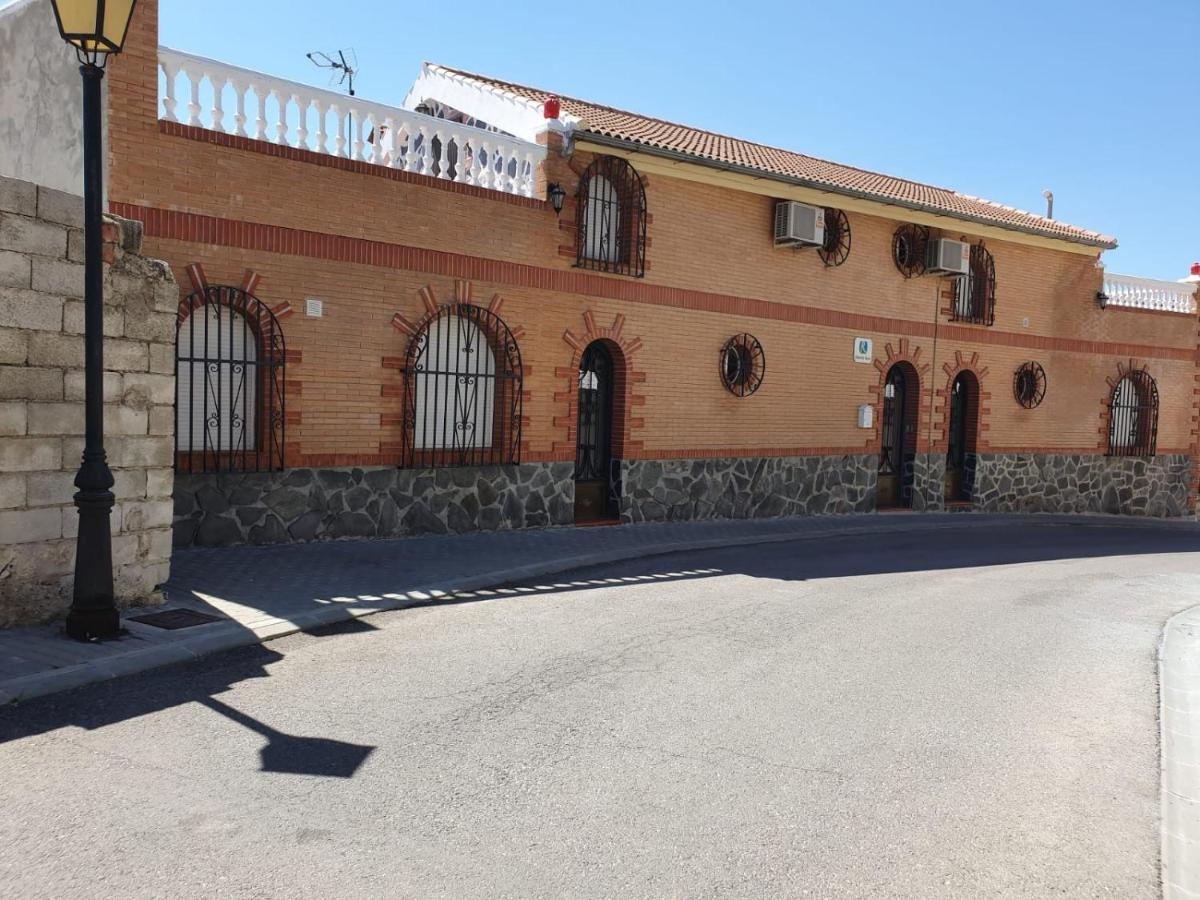 Monte Rosado Viviendas Vacacionales La Peza المظهر الخارجي الصورة